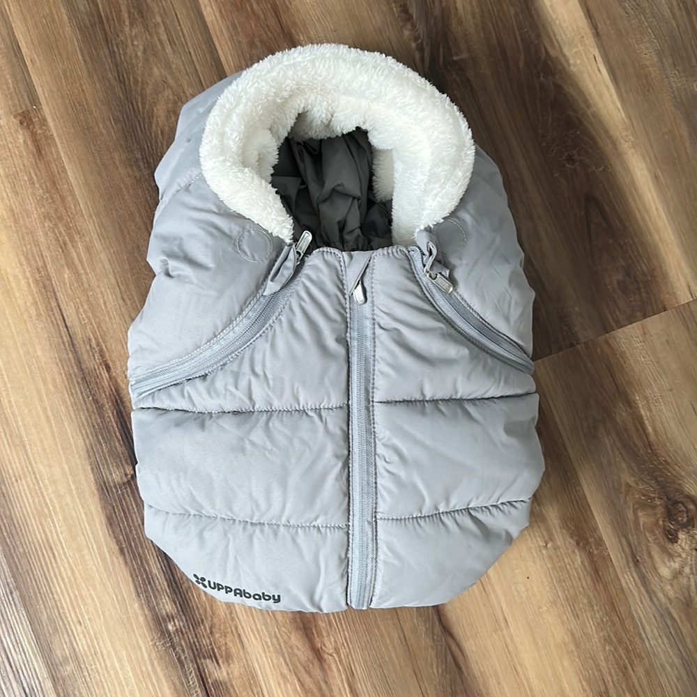 UPPAbaby infant car seat ganoosh